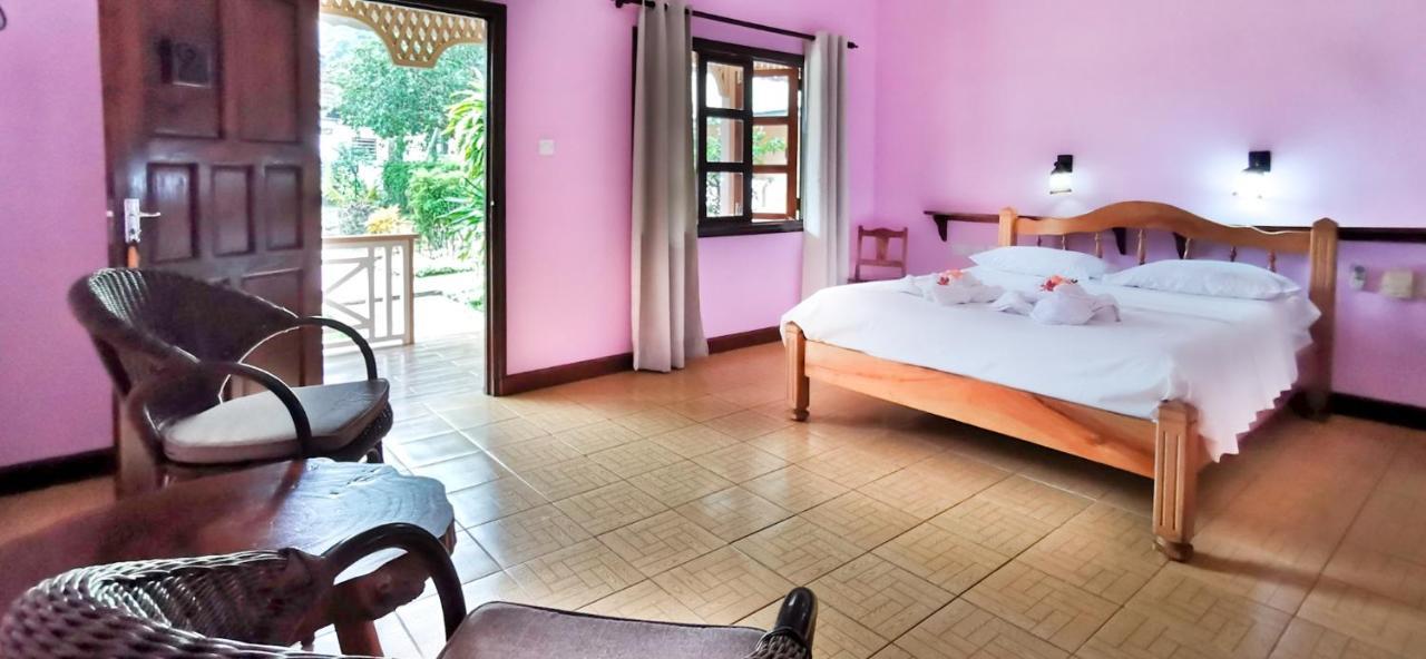 Bernique Guesthouse La Digue Eksteriør billede